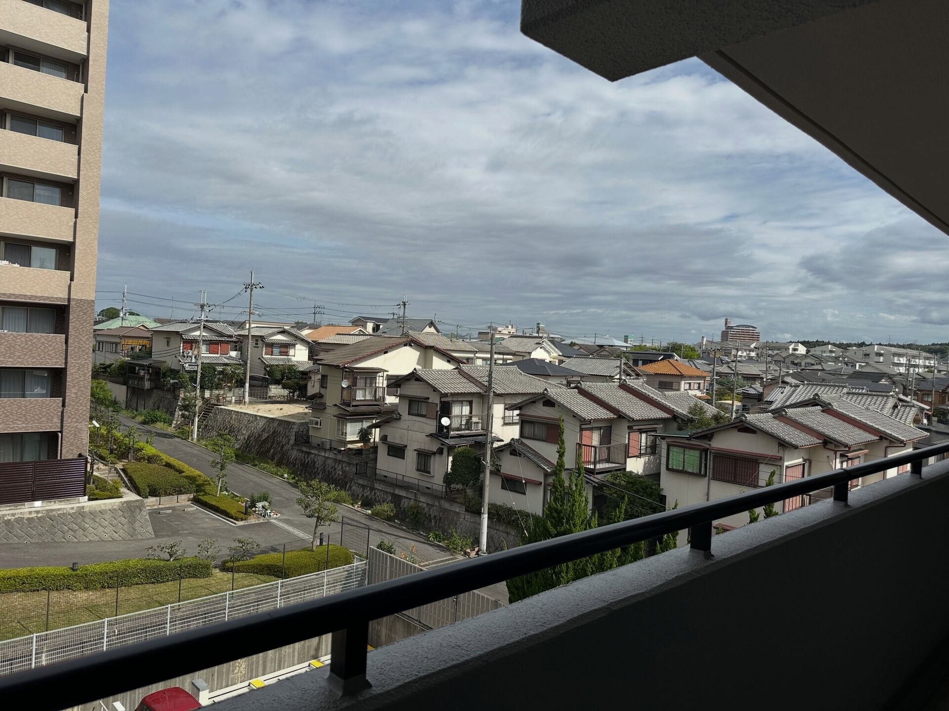 予報に反して今日は晴れ🌞配達日和です！今日は藤阪や長尾駅周辺