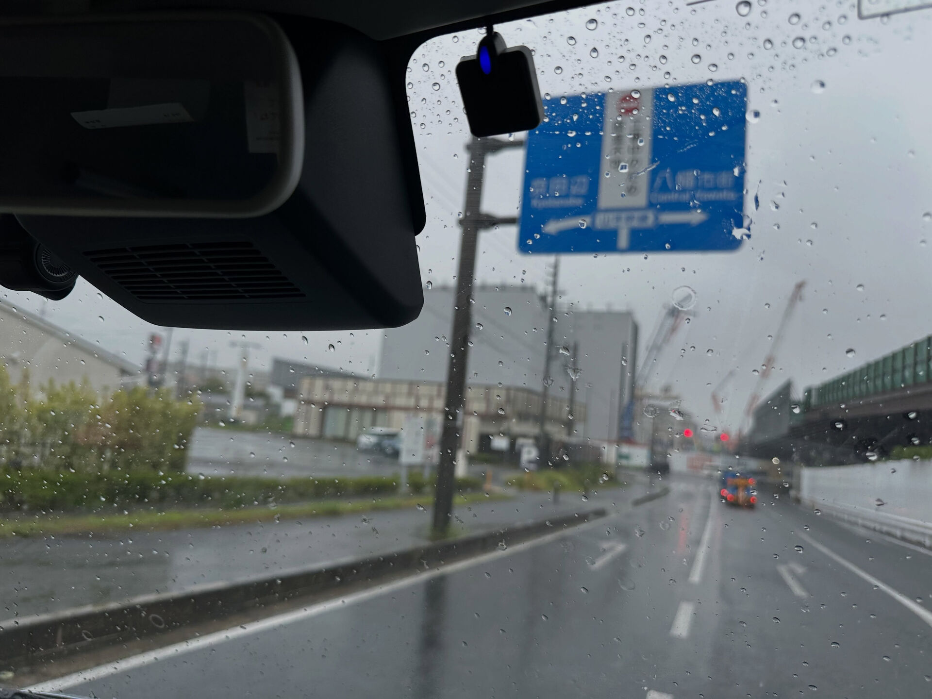 雨でも元気に集配中です☔️今日も松井山手や京田辺駅、大住工業